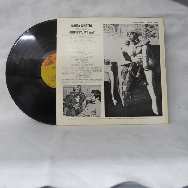 Nancy Sinatra - Country, My Way USED - Excellent (EX) / Very Good Plus (VG+) Vinyl - LP, Stereo, Album, Terre Haute - US 1967 - RS-6251