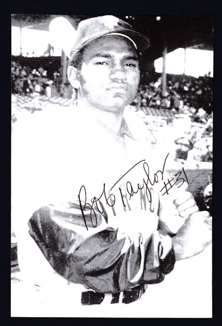 Bob Taylor Signed 4" X 6" Photo