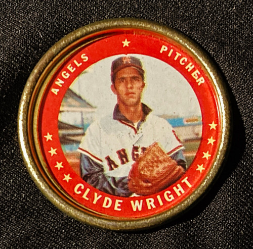 1971 Topps Coins #060 Clyde Wright B