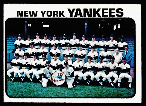 1973 Topps #556 New York Yankees Team Card VGEX