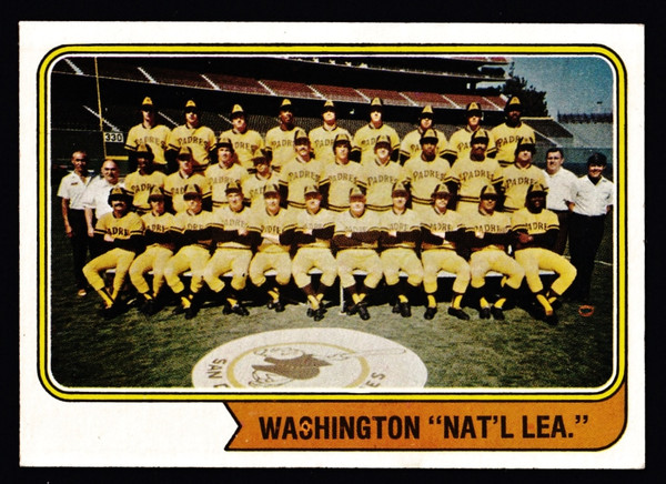 1974 Topps #226 Washington Nat'L Team VGEX