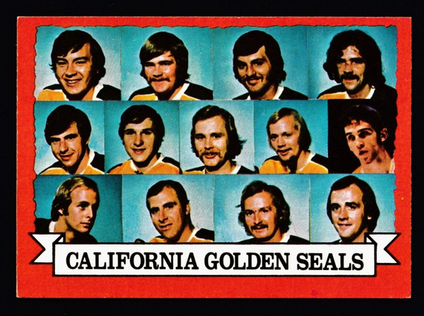 1973 Topps #095 California Golden Seals Team EX