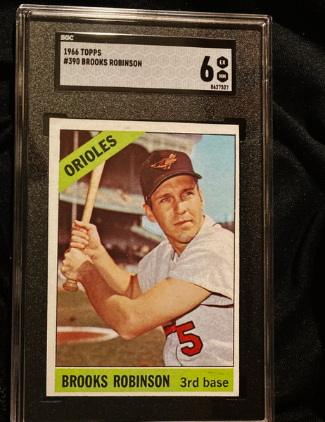 1966 Topps #390 Brooks Robinson SGC 6