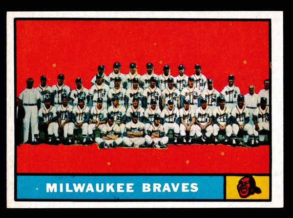 1961 Topps #463 Milwaukee Braves Team EXMT