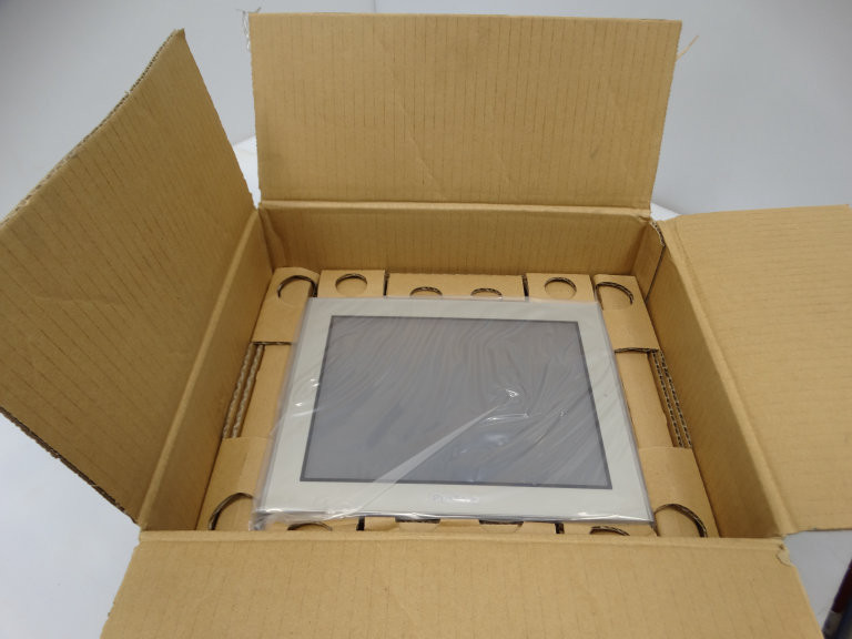 ◇送料無料◇Pro-face AGP3200-T1-D24 プログラマブル表示器 ◇ 6ヶ月保証