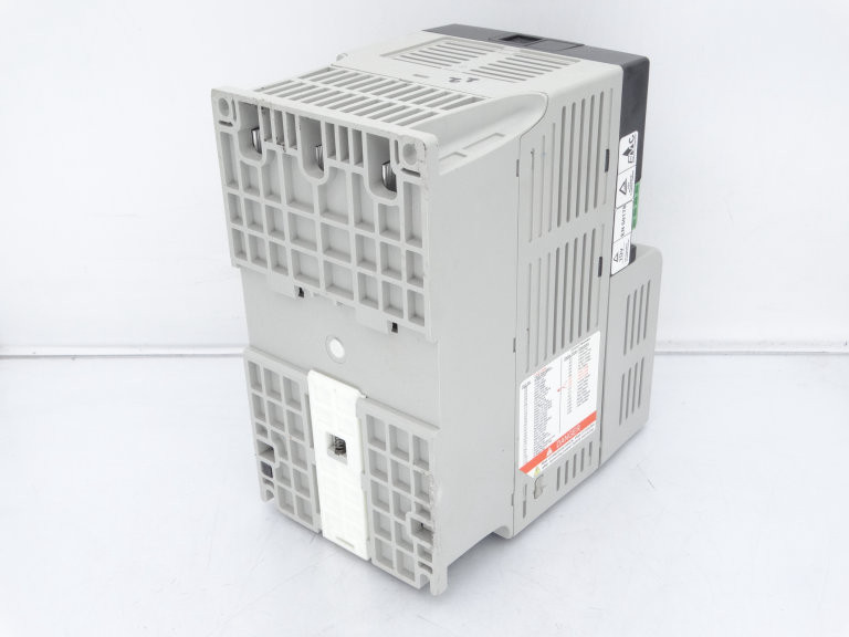 Allen Bradley 22D-D2P3N104 Drive