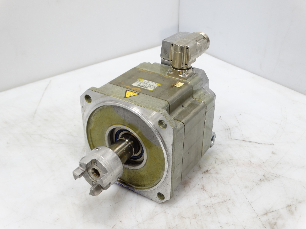 SIEMENS 1FK7101-5AF71-1FG0 - Servo Products & Servo Motor Supplies