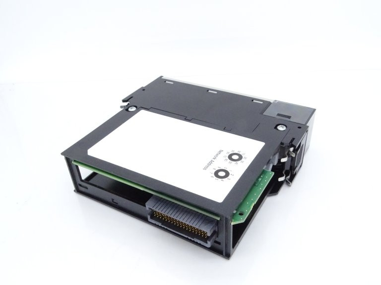 Allen Bradley 1756-CNB Series E PLC Module