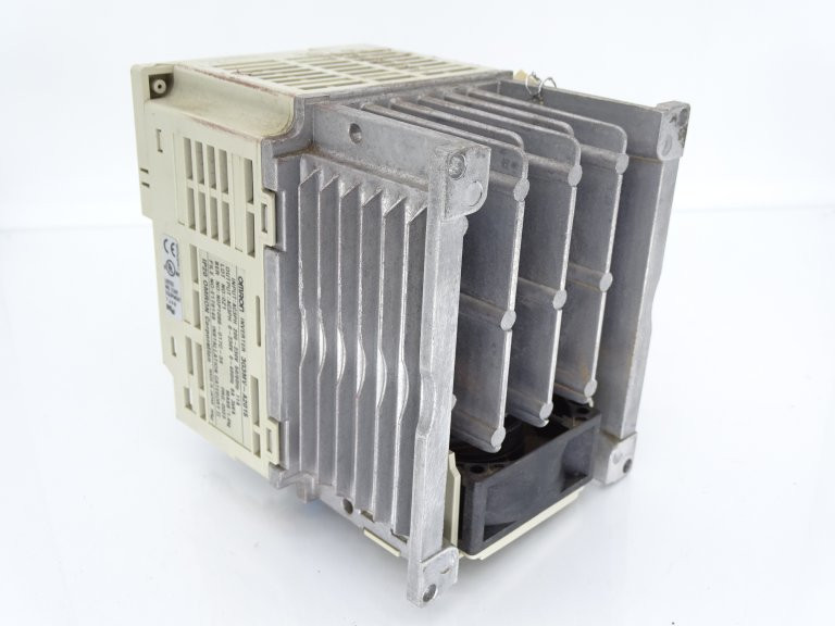 Filtro RFI OMRON RASMI 3G3MV PFI 3020-E Trifase 15A 480V 50/60Hz – Usato UK