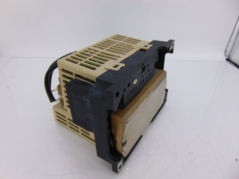 安川 SRDA-SDB71A01A-E Robot サーボアンプ公式通販
