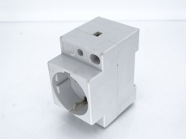 Eaton Corporation Z-SD230 Receptacle