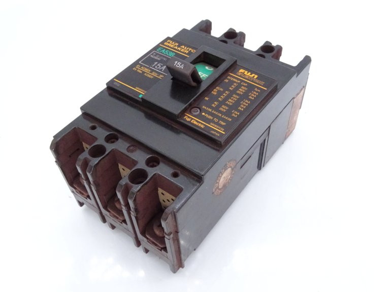 Fuji Electric EA53B/15 Circuit Breaker