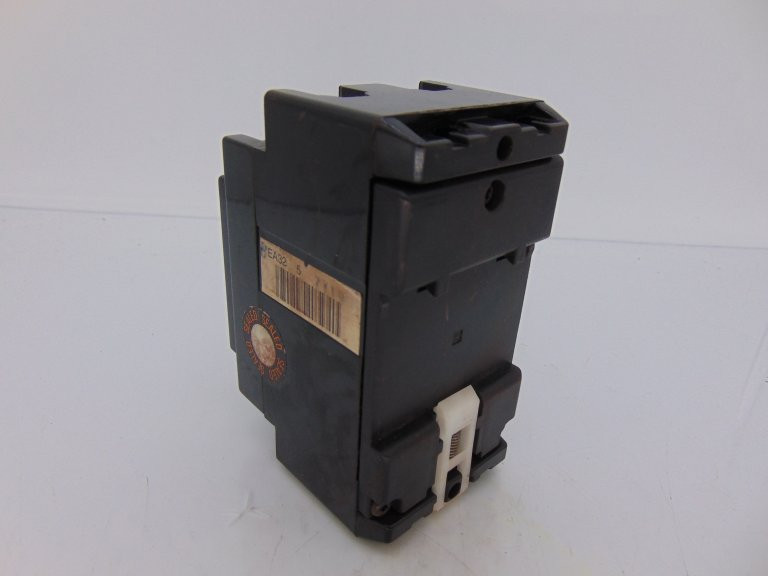 Fuji Electric EA32-BB2AEA-005 Circuit Breaker