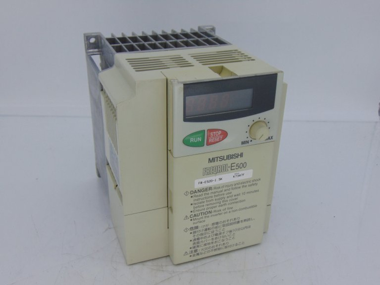 三菱電機 インバーター FR-E520-2.2K - 電子部品