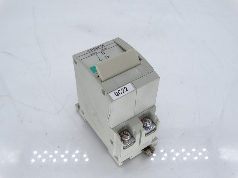Fuji Electric CP32FM/2 Circuit Breaker