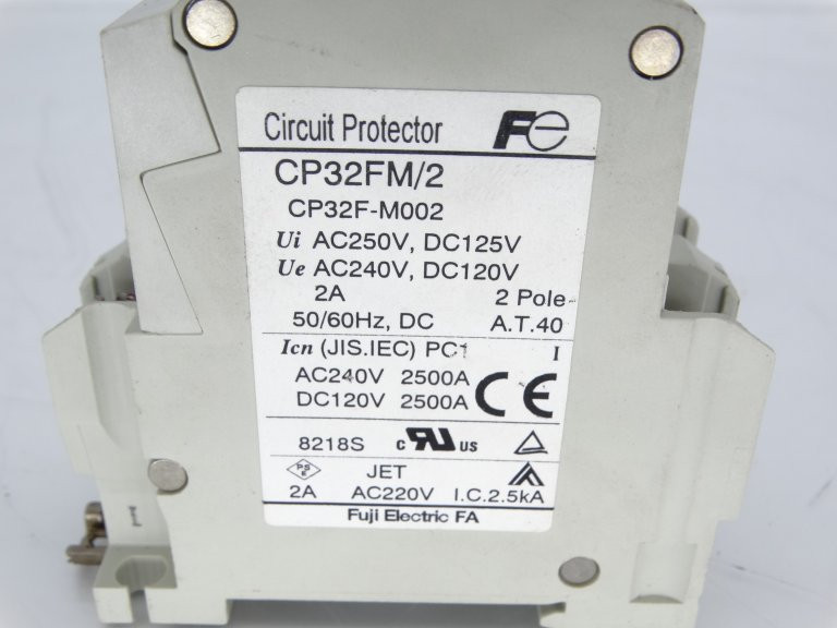 FUJI ELECTRIC UM15A-C CIRCUIT BOARD 動作保証 Fuji Electric CP32FM/2 Circuit Breaker