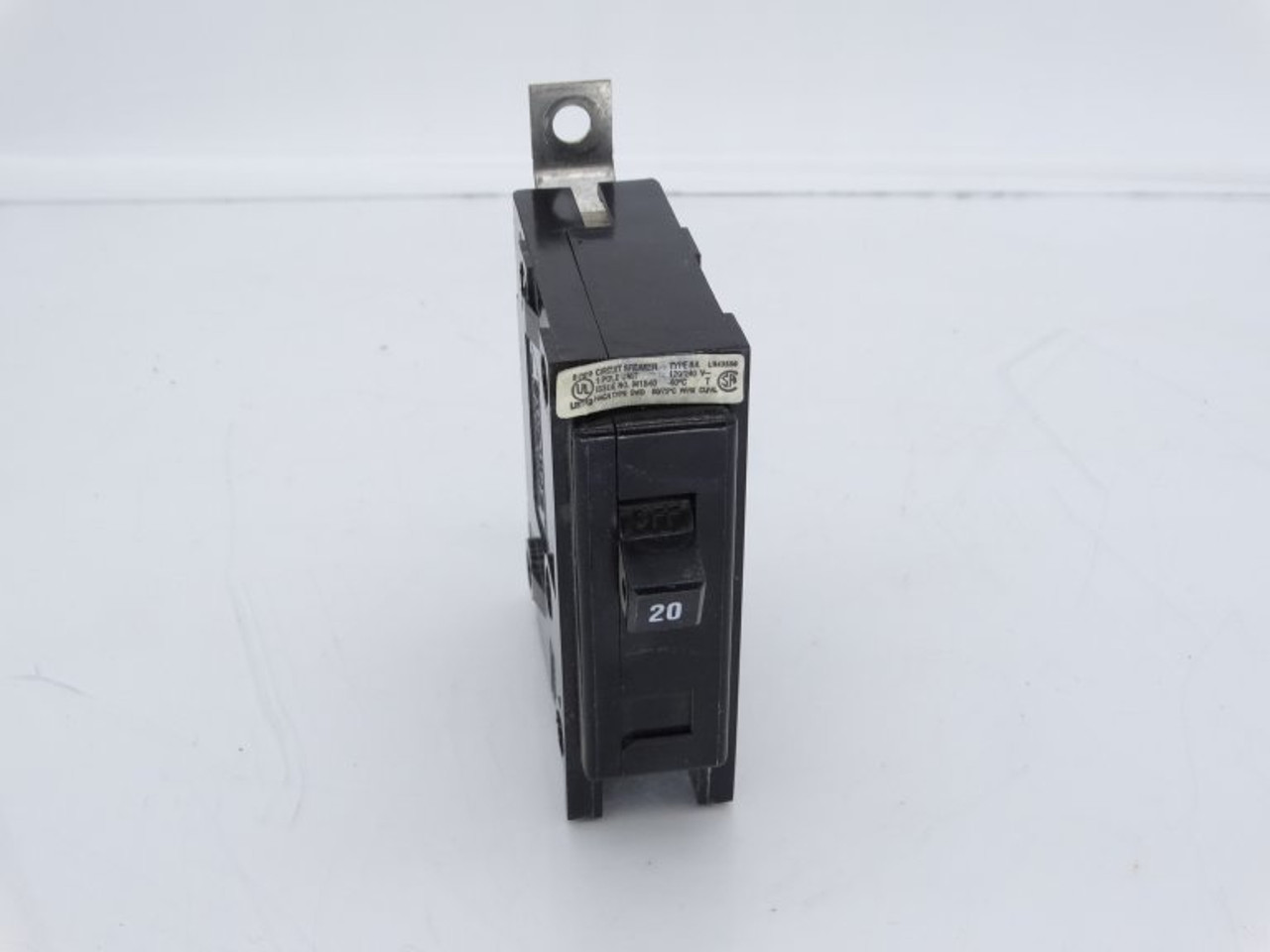 240555_01__82388.1716426234.