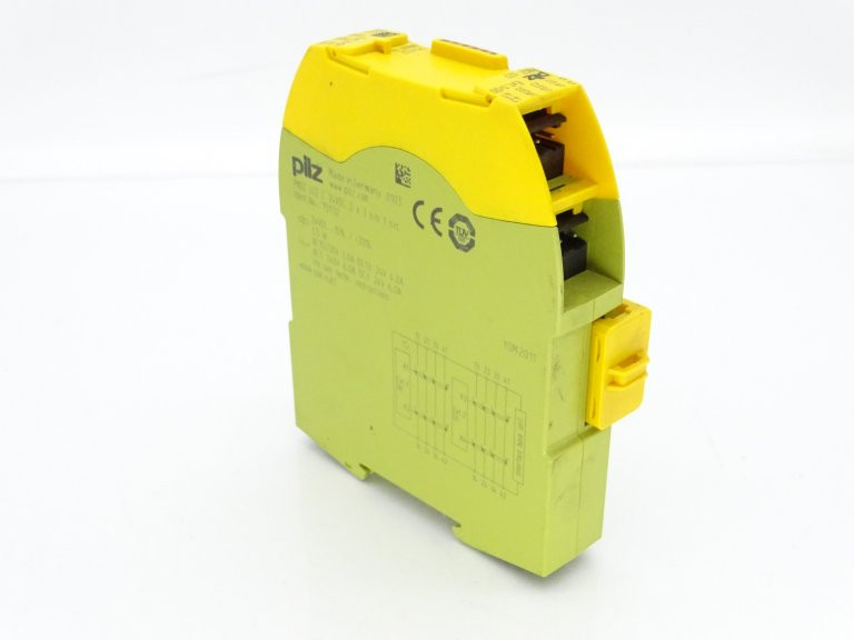 Pilz 751132 PLC Module