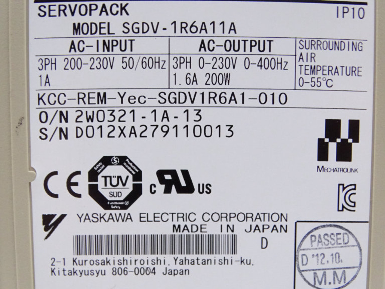 Yaskawa Electric SGDV-1R6A11A Servo Drive