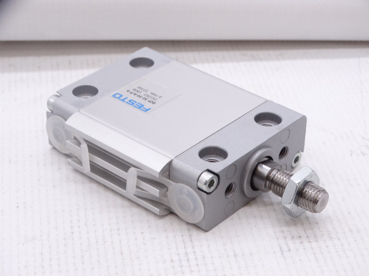 FESTO DZF-32-10-A-P-A PNEUMATIC CYLINDER