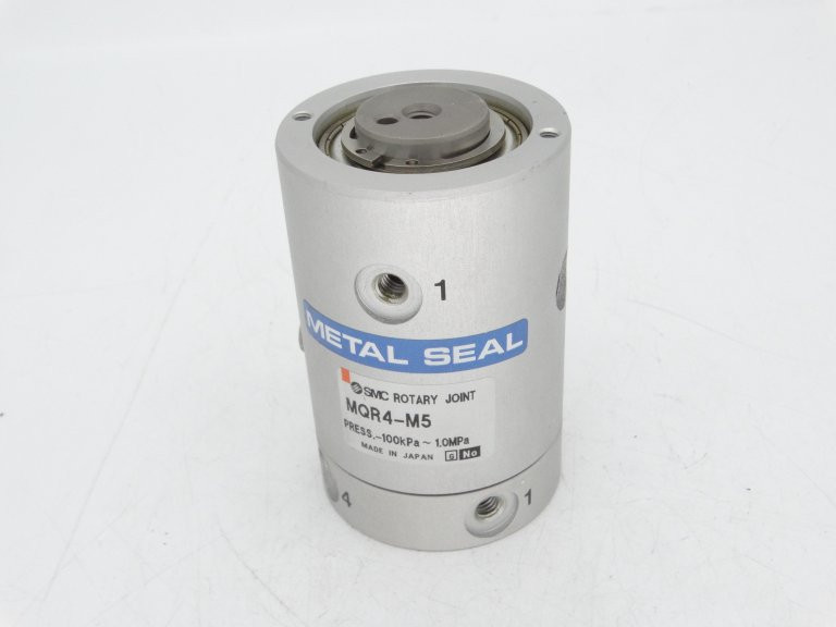 1PC New SMC ARJ1020F-M5-06 solenoid valve Free Shipping