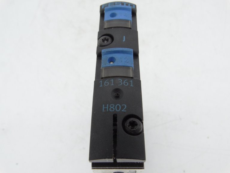 ⍨⃝ * Festo 161361 (CPV14-M1H-5JS-1/8) Valve