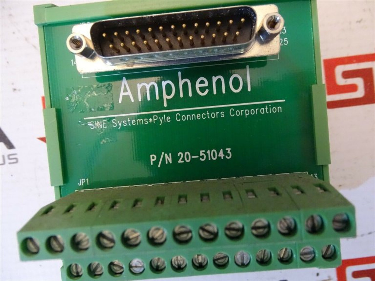 Amphenol 2051043 Connector Terminal Block