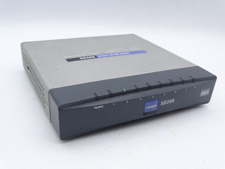 LINKSYS SD208 Switch