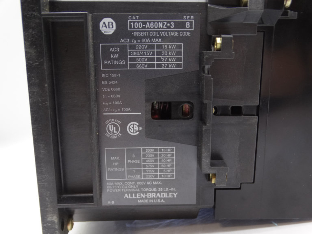 Allen Bradley 100-C30D00 Series B Contactor