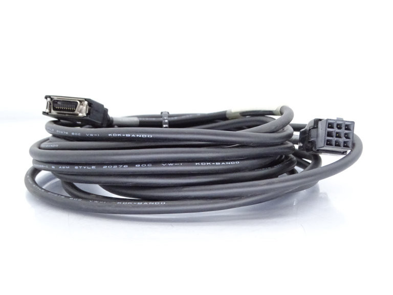 Mitsubishi MR-JCCBL5M-L Cable