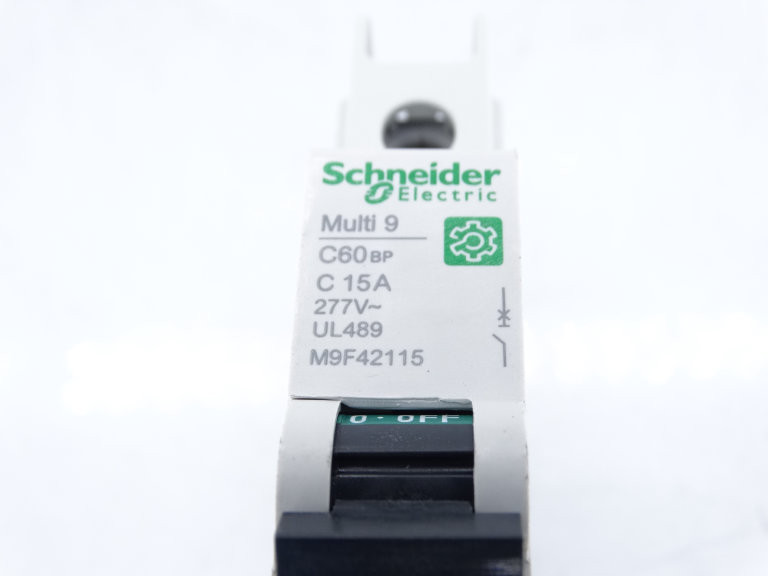 Disjoncteur Miniature Schneider Electric Multi9 1P 15A Courbe C - Référence M9F42115, Neuf