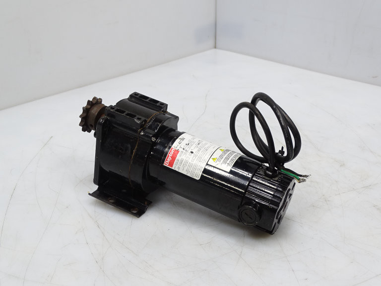 New Dayton 4Z382A DC Gearmotor: 1/8HP, 90VDC, 61RPM, 30:1, 113 in-lbs New Dayton 4Z382A DC Gearmotor: 1/8HP, 90VDC, 61RPM, 30:1, 113 in-lbs