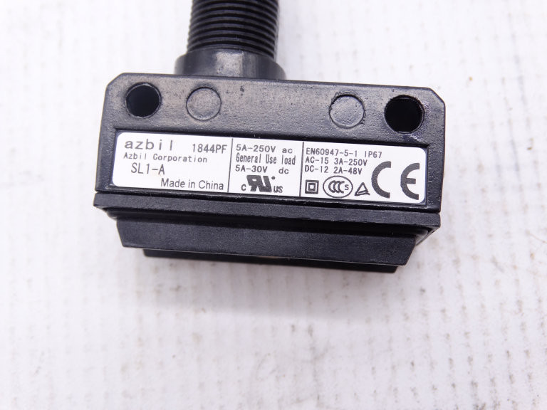 Azbil Corporation SL1-A Switch