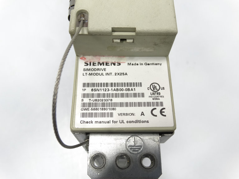 Siemens 6SN1123-1AB00-0BA1 Drive