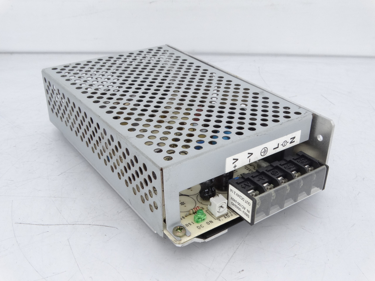 Omron S82J-05024D Power Supply