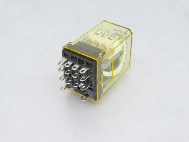 10 Relais IDEC RY4S-U DC24V - Neuf, Pour Automates PLC, Origine Chine
