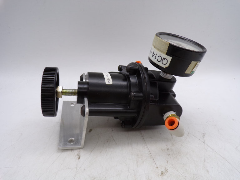 Parker R230-02B Air Pressure Regulator