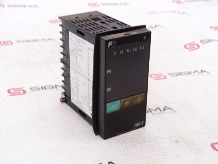 Fuji Electric PXR5-RGG1-GV0A1 Temperature Controller