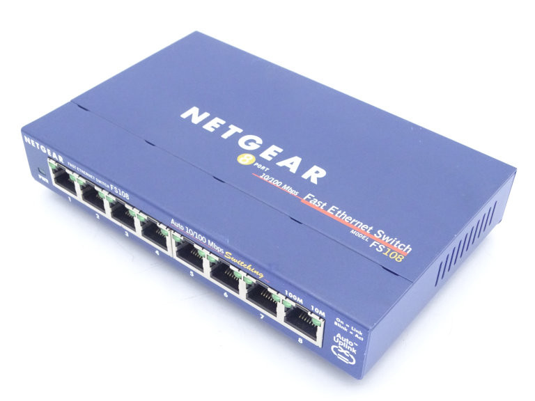 Netgear (FS108 Switch Ethernet 8 Ports RJ45 Fast (10/100) NEUF