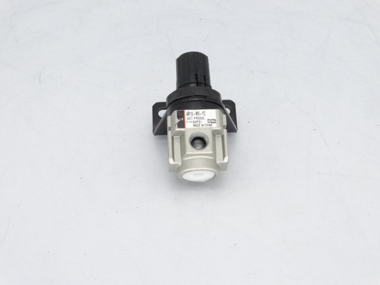 SMC AR10-M5-YZ AIR PRESSURE REGULATOR