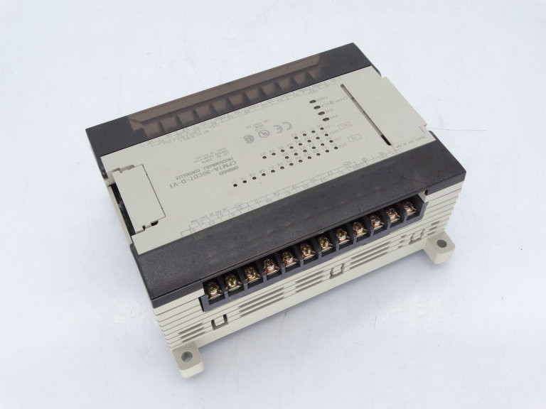 Omron CPM1A-30CDT-D-V1 PLC Module