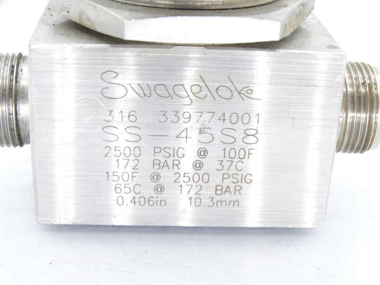 Swagelok SS-45S8 Valve