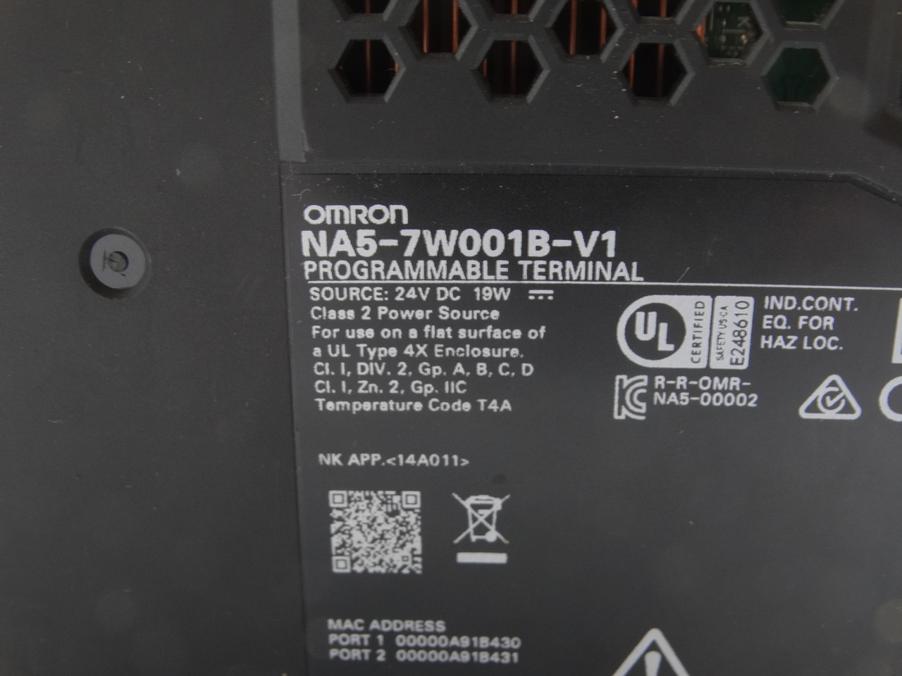 Omron NA5-7W001B-V1 HMI