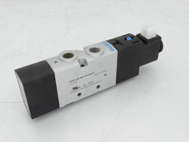Festo VUVS-L20-M52-AD-G18-F7-1C1 Valve