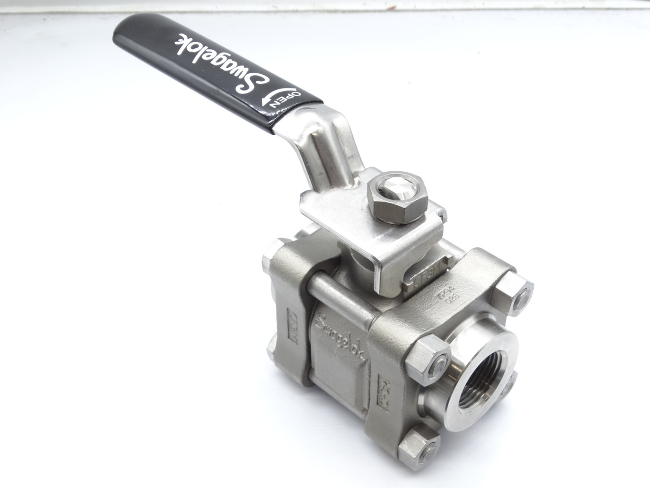 Swagelok SS-65TF12-VL Valve