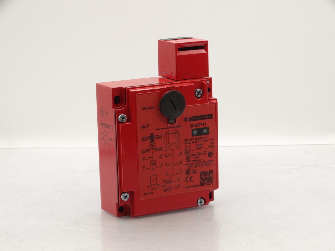 SCHNEIDER ELECTRIC XCSE7311 Switch New in Box