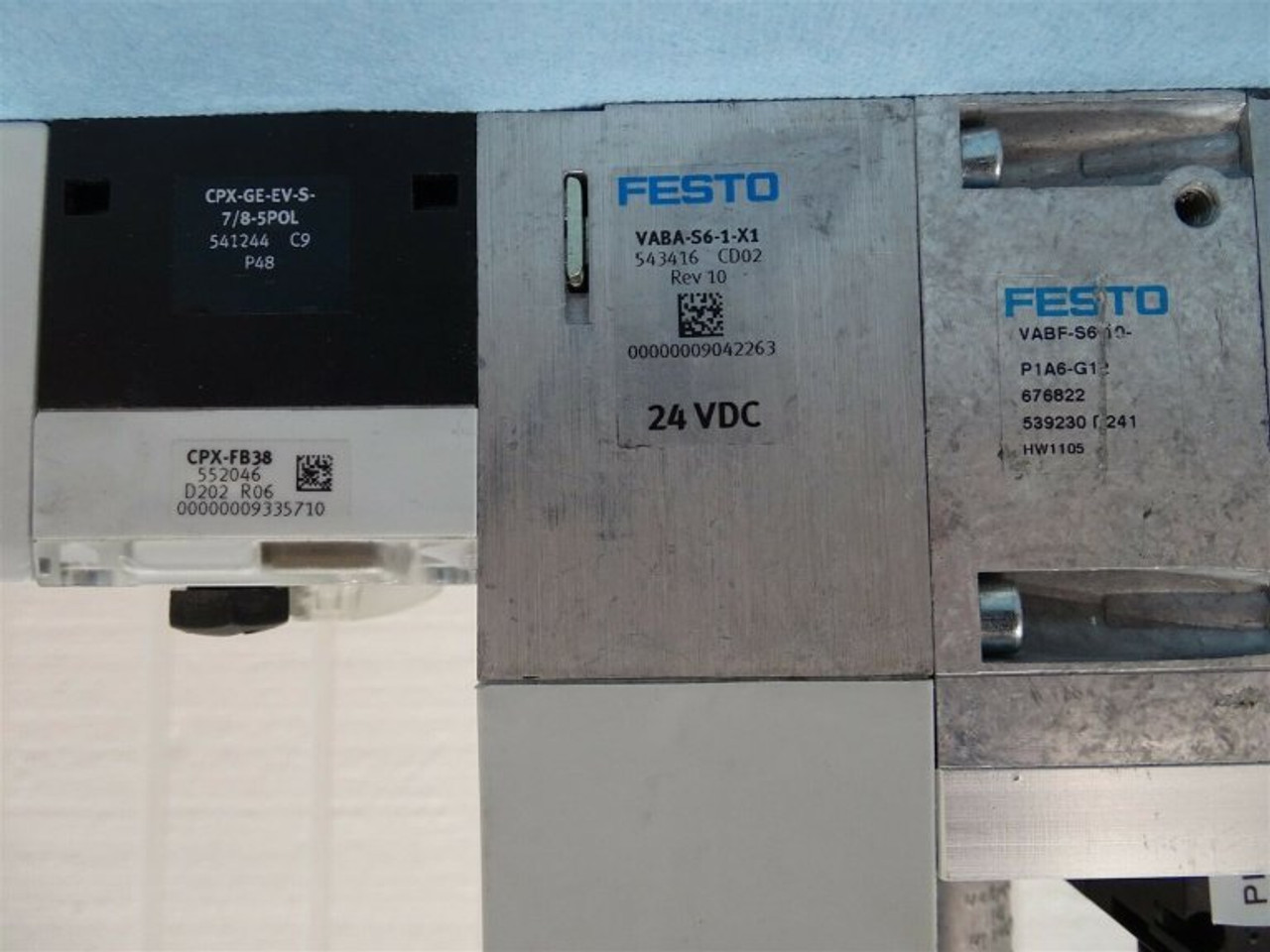 FESTO VTSA-FB Pneumatic Valve Manifold Control Block 24VDC