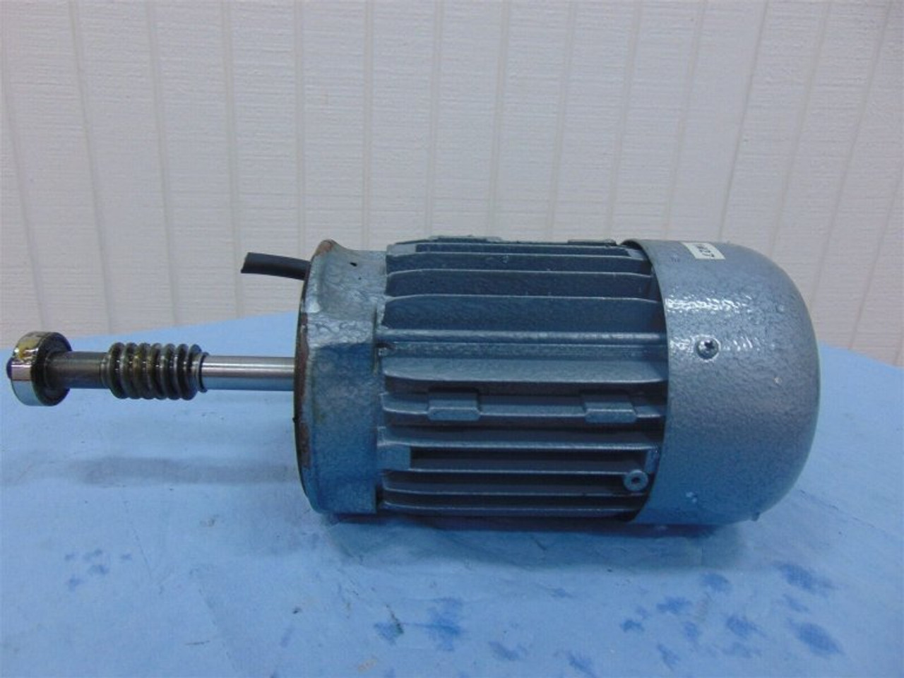 MECLUBE 076-9500-230 - MW-2023-MECL-076-9500-230 Electric motor