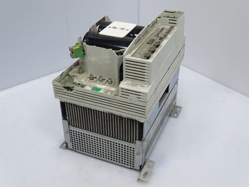 LENZE E82ZN30334B230 SERVO CONTROLLER (129245 - USED)