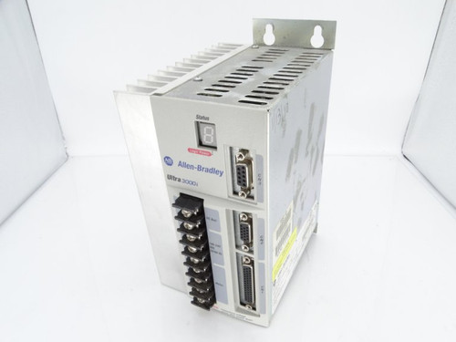 ALLEN BRADLEY 2098-DSD-020X SERIES C SERVO DRIVE